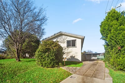 /international/au/25a-b-mcintosh-street-scullin-act-151463340/