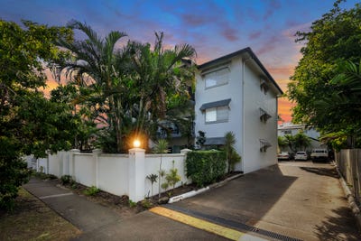 /international/au/4-152-154-mcleod-street-cairns-north-qld-148383156/