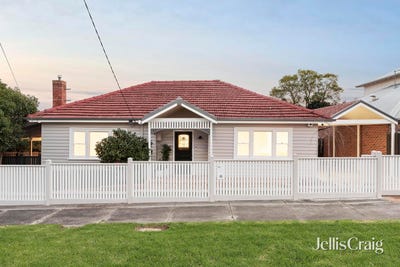 /international/au/63-price-street-essendon-vic-151614896/