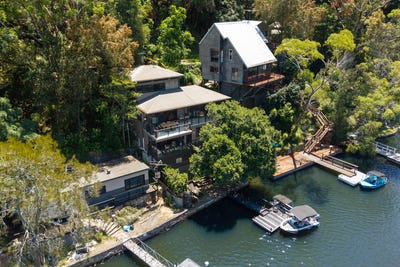 /international/au/2-silverwater-reach-berowra-waters-nsw-150711888/