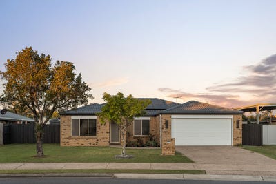 /international/au/77-pine-river-drive-murrumba-downs-qld-151410068/