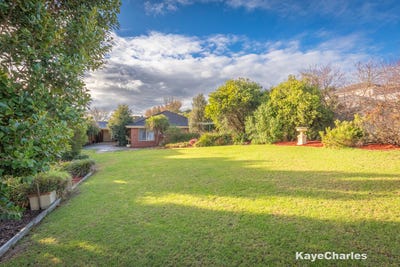 /international/au/8-tranquillity-place-beaconsfield-vic-148242288/