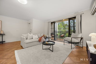 /international/au/7-19-condamine-street-turner-act-151397552/