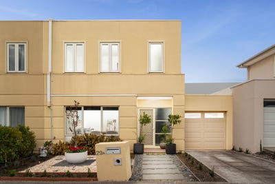 /international/au/29a-wentworth-drive-taylors-lakes-vic-151488544/