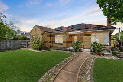/international/au/200-south-road-brighton-east-vic-152514888/