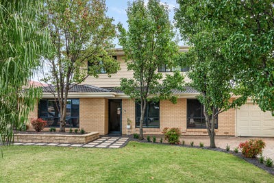 /international/au/44-hinkler-crescent-modbury-heights-sa-151216504/