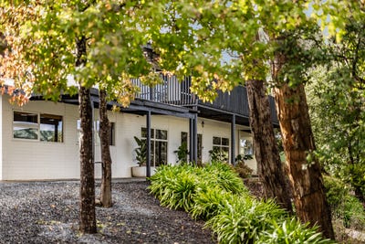 /international/au/9-11-oratava-avenue-bridgewater-sa-151322792/