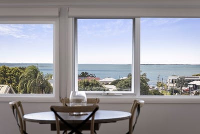 /international/au/63-alkoomie-street-wynnum-qld-151020220/