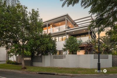 /international/au/30-waterline-crescent-bulimba-qld-151198876/