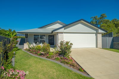 /international/au/5-miners-place-southside-qld-151317968/