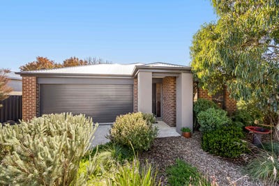 /international/au/24-mcmahon-drive-ballan-vic-151296976/