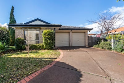 /international/au/3-4-sophia-street-amaroo-act-151408004/