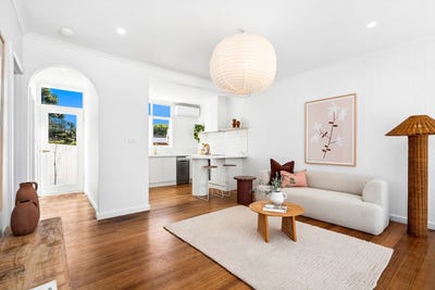 /international/au/7-6-cara-road-highton-vic-152669812/