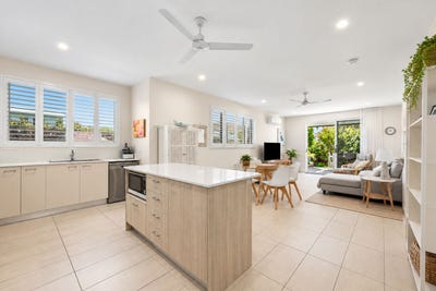 /international/au/621-tide-avenue-maroochydore-qld-152345440/