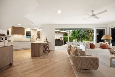/international/au/5-bunker-court-peregian-springs-qld-151412848/