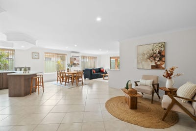 /international/au/22-tassell-way-ravenswood-wa-152598508/