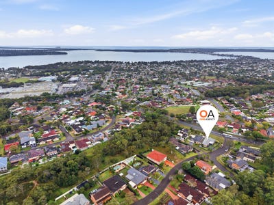 /international/au/1-bensley-close-lake-haven-nsw-151260332/