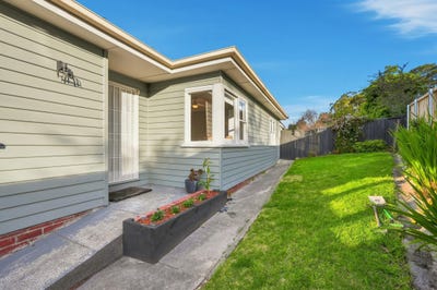 /international/au/6-broad-street-lindisfarne-tas-152193444/