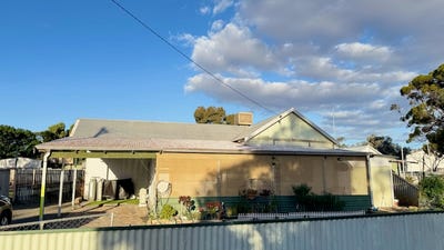 /international/au/48-50-angove-street-norseman-wa-150850268/