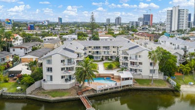 /international/au/26-37-peninsular-drive-surfers-paradise-qld-151321644/