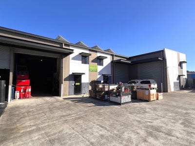 /international/au/6-7-22-north-road-wynnum-west-qld-505143384/