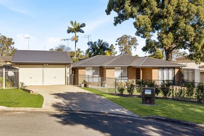 /international/au/6-hobby-close-south-penrith-nsw-151943704/