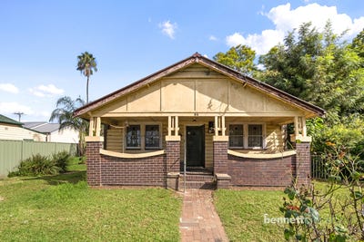/international/au/84-lennox-street-richmond-nsw-150966872/