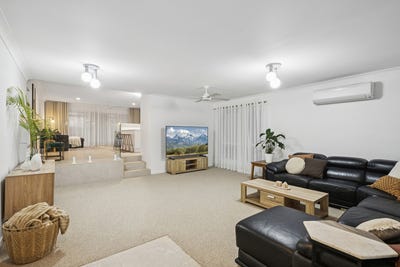 /international/au/38-quigan-terrace-highland-park-qld-150953424/