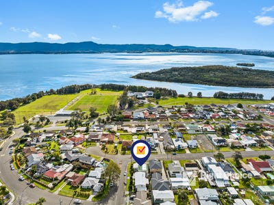 /international/au/179-pur-pur-avenue-lake-illawarra-nsw-152194580/