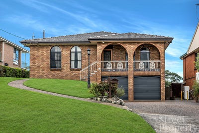 /international/au/44-highland-close-charlestown-nsw-151342608/