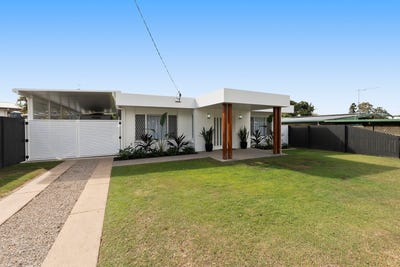 /international/au/1a-thorburn-street-svensson-heights-qld-151498320/