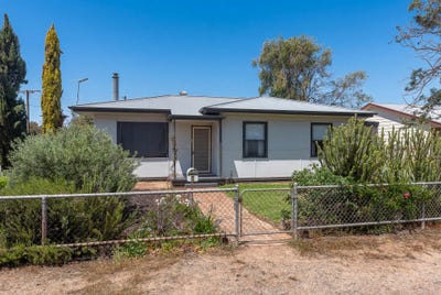 /international/au/2-peart-crescent-murray-bridge-sa-151340728/