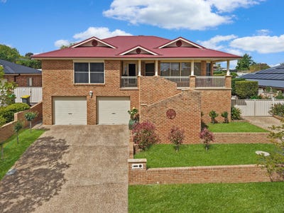 /international/au/6-bailes-crescent-young-nsw-152678032/