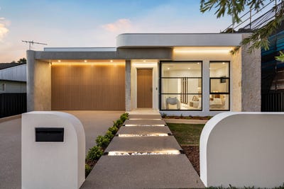 /international/au/244-brenan-street-smithfield-nsw-150999656/