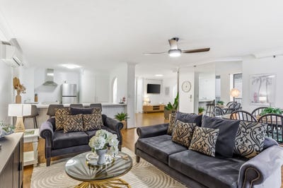 /international/au/87-85-old-burleigh-road-surfers-paradise-qld-151321036/