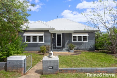 /international/au/1-32-croaker-street-turvey-park-nsw-152581920/