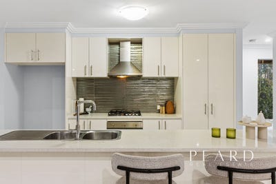 /international/au/91c-duke-street-scarborough-wa-148429340/