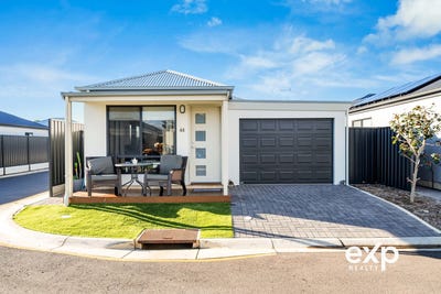/international/au/44-60a-strathaird-boulevard-smithfield-sa-148531032/