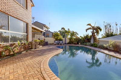 /international/au/28-warringa-drive-bilambil-heights-nsw-148495172/