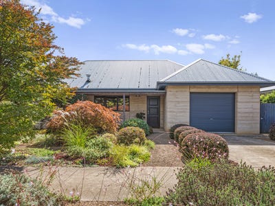 /international/au/17a-curia-street-mansfield-vic-150786916/