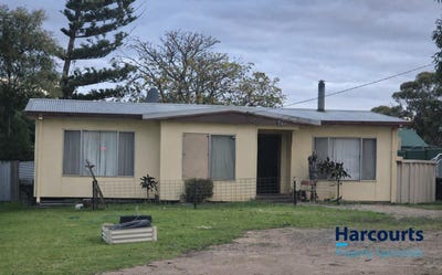 /international/au/30-spence-street-ravensthorpe-wa-151856600/