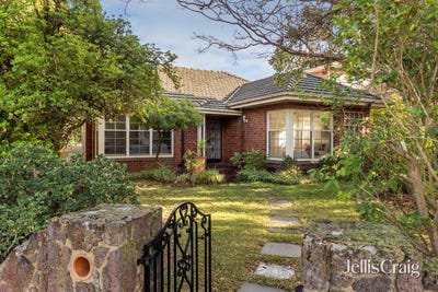 /international/au/271-poath-road-murrumbeena-vic-151162656/