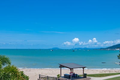 /international/au/12-36-coral-esplanade-cannonvale-qld-148681364/
