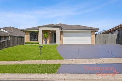/international/au/16-dunnart-street-aberglasslyn-nsw-151162076/