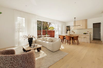 /international/au/1-maxwell-street-northcote-vic-151136316/