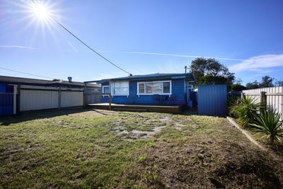 /international/au/1-8-surf-edge-drive-golden-beach-vic-151498480/