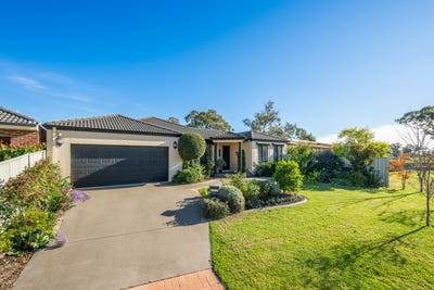 /international/au/2-curtin-place-shepparton-vic-151356148/