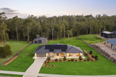 /international/au/13-habitat-place-karalee-qld-152403024/