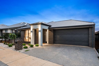 /international/au/11-muirfield-street-mount-barker-sa-151362308/