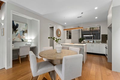 /international/au/13-48-lagonda-street-annerley-qld-152484376/